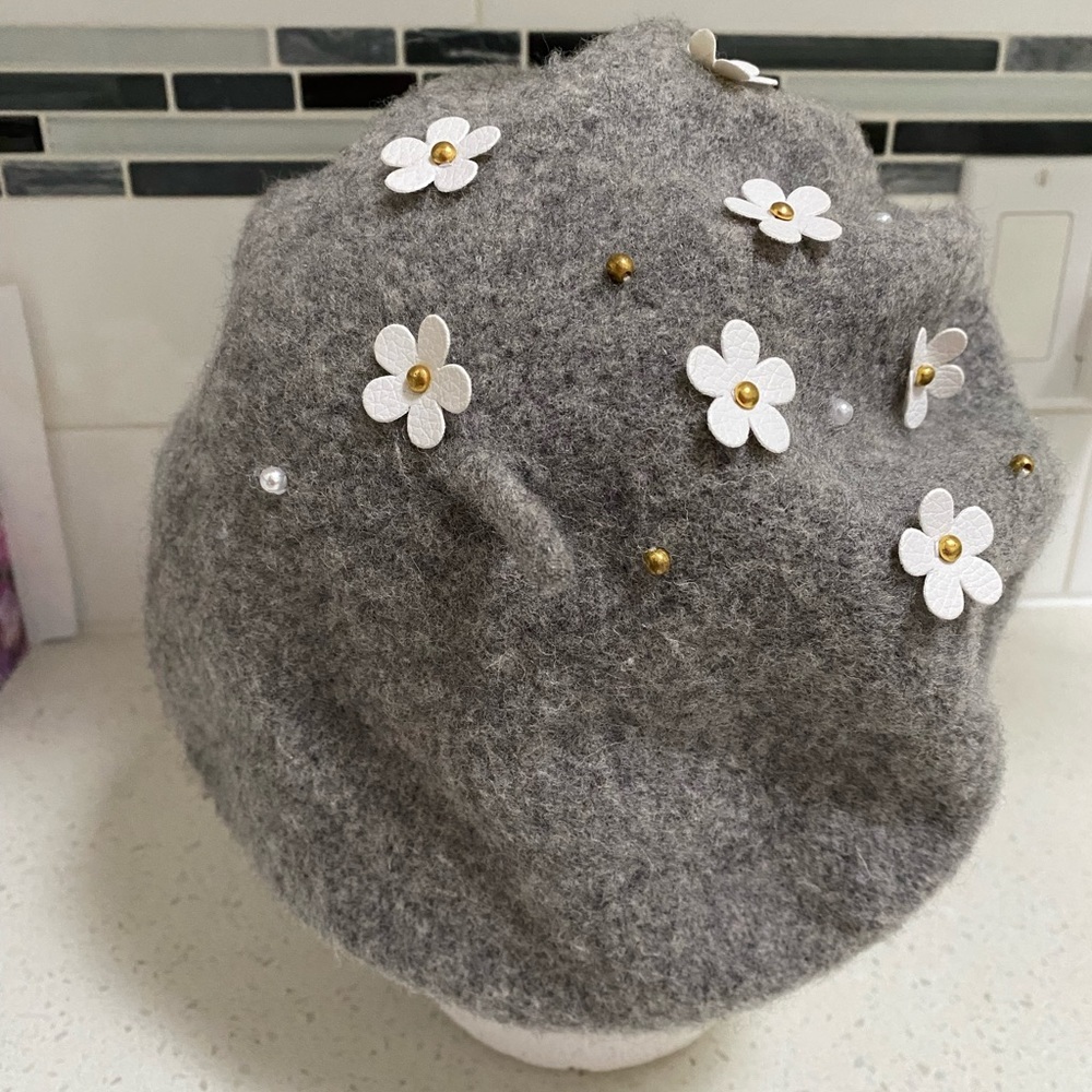 Beret 💯 wool - Picture 2 of 5